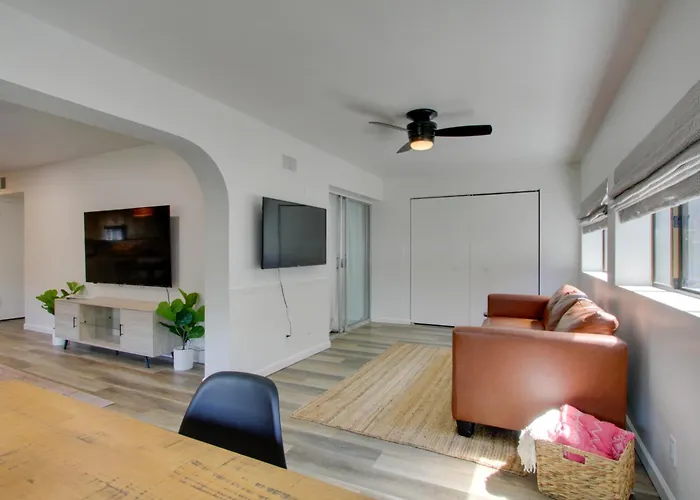 Walk To Papago Park: W/ Community Perks! Scottsdale