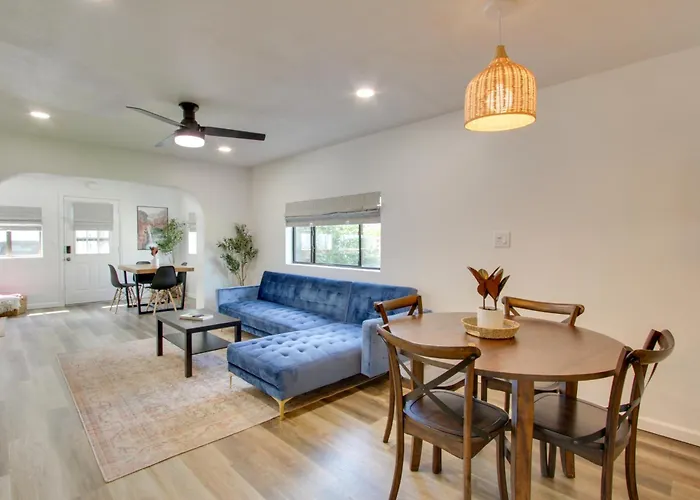 Walk To Papago Park: W/ Community Perks!